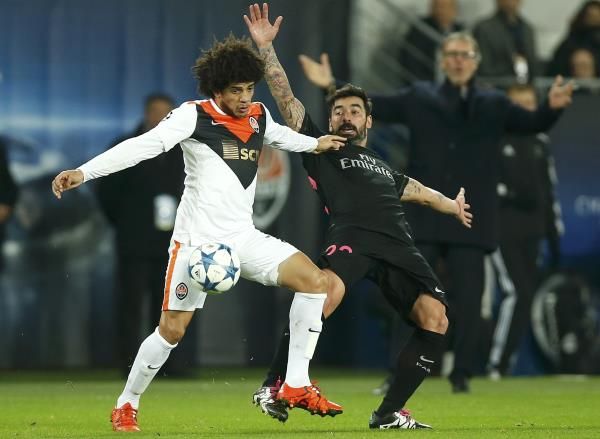 2015-12-08t202232z_940381643_lr1ebc81kl93w_rtrmadp_3_soccer-champions-psg-sha_reuters