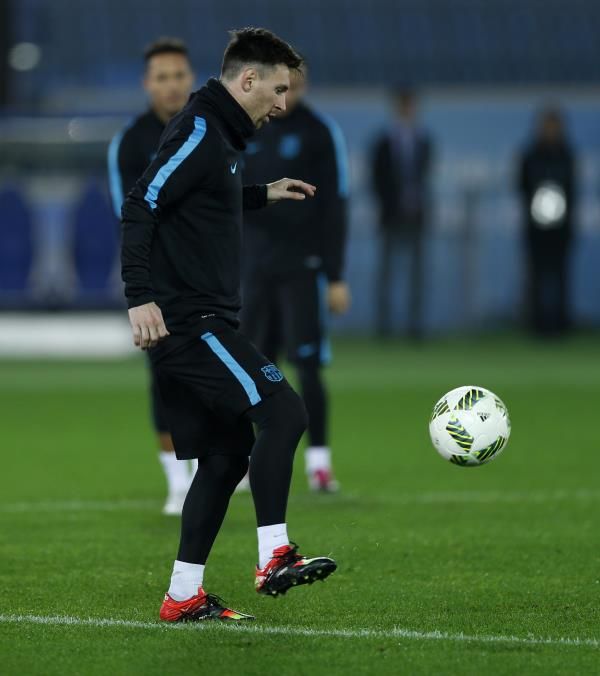2015-12-16t112519z_1685512368_d1besbpypraa_rtrmadp_3_soccer-club-barcelona_reuters
