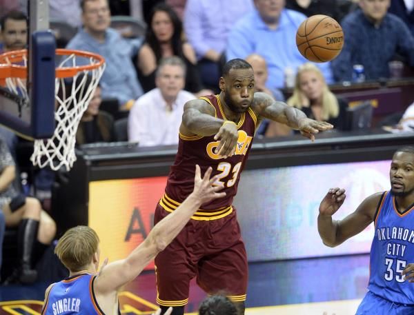 2015-12-18t042254z_1943136150_nocid_rtrmadp_3_nba-oklahoma-city-thunder-at-cleveland-cavaliers_reuters