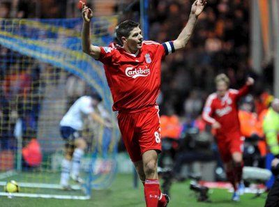 قائد ليفربول ستيفن جيرارد