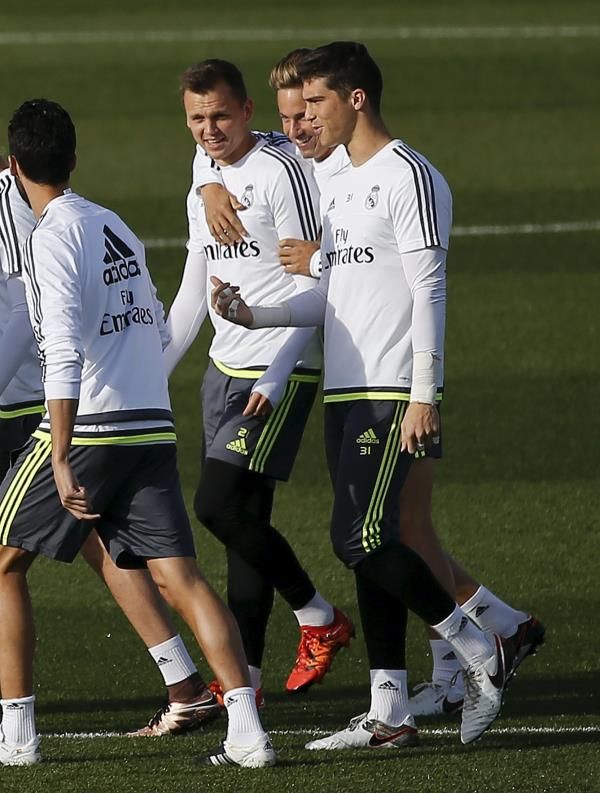 2015-12-04t110103z_1104687512_gf10000254329_rtrmadp_3_soccer-spain-real_reuters