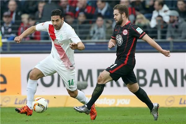 من لقاء آينتراخت فرانكفورت وفيردر بريمن