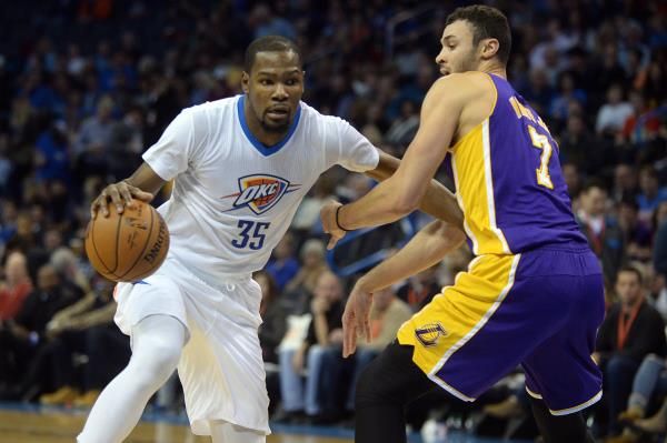 2015-12-20t002410z_1071922492_nocid_rtrmadp_3_nba-los-angeles-lakers-at-oklahoma-city-thunder_reuters