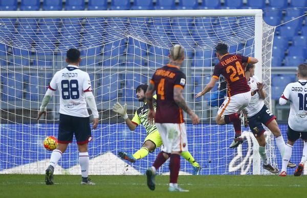 2015-12-20t145638z_955469413_gf10000272060_rtrmadp_3_soccer-italy_reuters