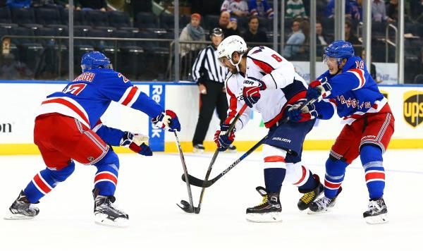 2015-12-21t030113z_1015844366_nocid_rtrmadp_3_nhl-washington-capitals-at-new-york-rangers_reuters