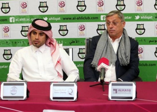 زلاتكو كرانجكر (يمين)