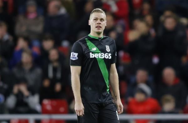 2015-11-28t161043z_91728643_mt1aci14202507_rtrmadp_3_soccer-england-sun-stk_reuters
