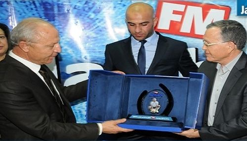 من تتويج ايمن عبد النور