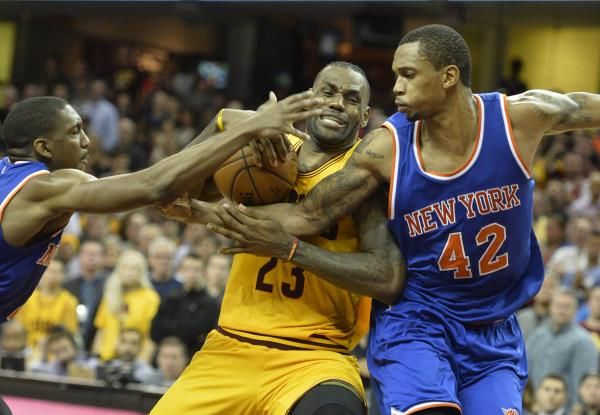 2015-12-24t031241z_938592116_nocid_rtrmadp_3_nba-new-york-knicks-at-cleveland-cavaliers_reuters