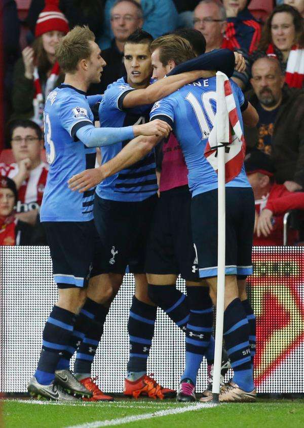 2015-12-19t162120z_93543680_mt1aci14226673_rtrmadp_3_soccer-england-sou-tot_reuters