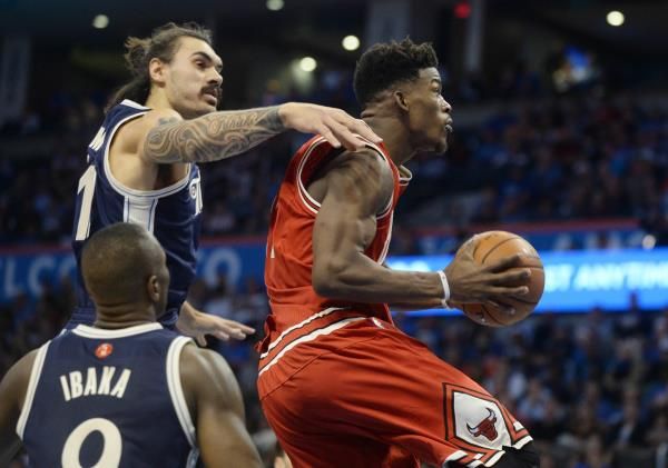 2015-12-25t222815z_928863632_nocid_rtrmadp_3_nba-chicago-bulls-at-oklahoma-city-thunder_reuters