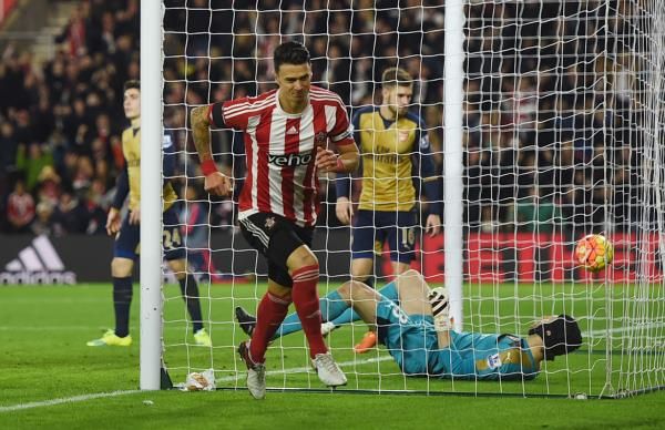 2015-12-26t212412z_94166652_mt1aci14231674_rtrmadp_3_soccer-england-sou-ars_reuters