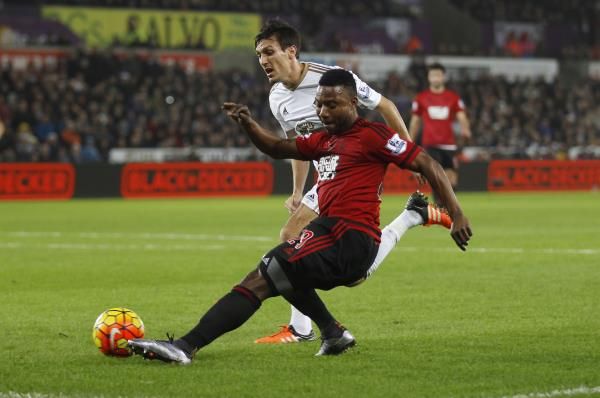 2015-12-26t164124z_94149684_mt1aci14231213_rtrmadp_3_soccer-england-swa-wba_reuters