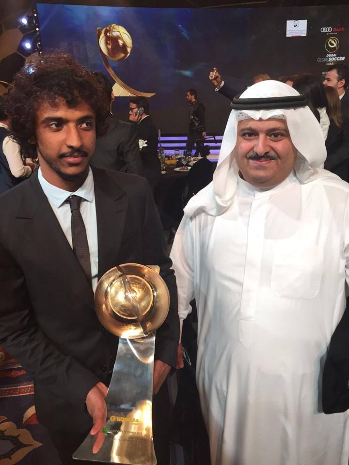 12395632_580792578734597_98110348_n