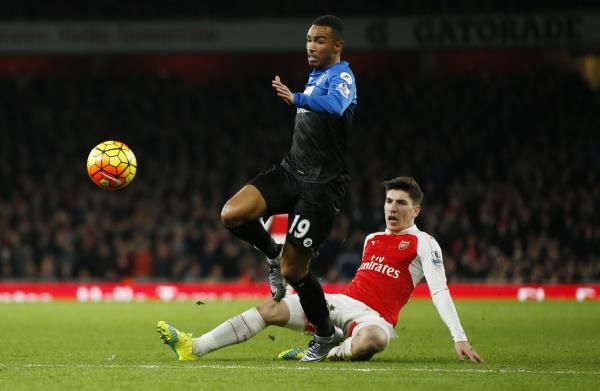 2015-12-28t190115z_94330875_mt1aci14233708_rtrmadp_3_soccer-england-ars-bou_reuters