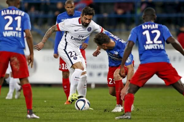 2015-12-19t182216z_1348008932_gf10000271467_rtrmadp_3_soccer-france_reuters