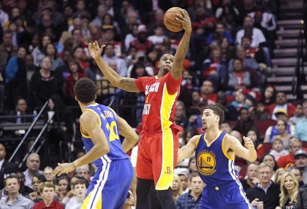 2016-01-01t033920z_620211952_nocid_rtrmadp_3_nba-golden-state-warriors-at-houston-rockets_reuters
