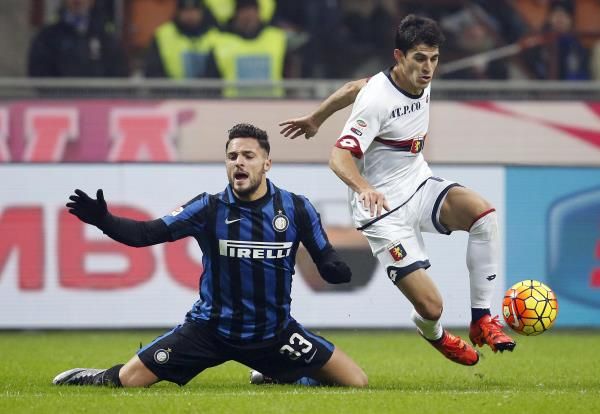 2015-12-05t205148z_1653705039_gf10000255914_rtrmadp_3_soccer-italy_reuters