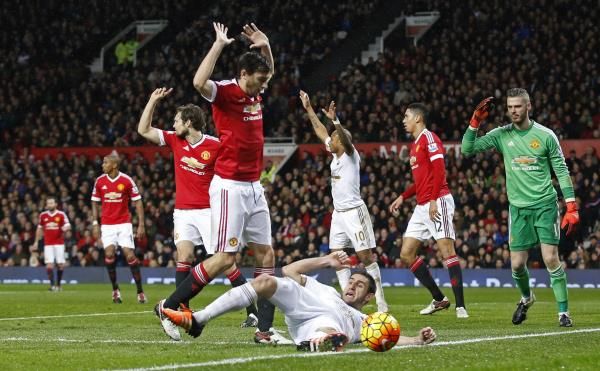 2016-01-02t162714z_94753634_mt1aci14236831_rtrmadp_3_soccer-england-mun-swa_reuters