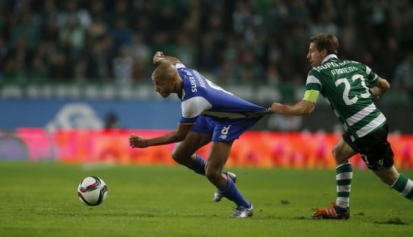 2016-01-02t221910z_76559052_gf10000281180_rtrmadp_3_soccer-portugal_reuters