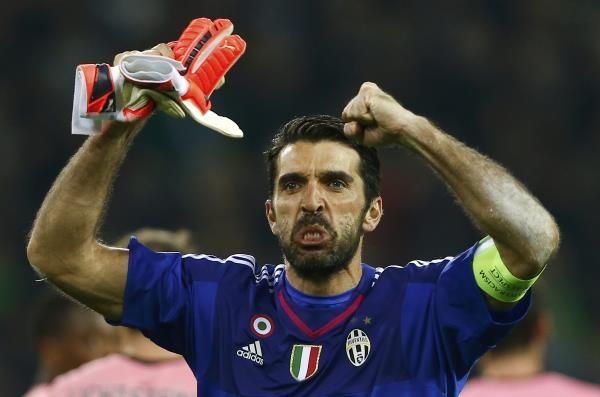 2015-11-03t214415z_863008457_lr2ebb31odhvu_rtrmadp_3_soccer-champions_reuters