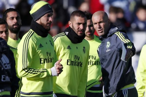 2016-01-05t103228z_1988546031_d1besfkcdgab_rtrmadp_3_soccer-spain-real-zidane_reuters