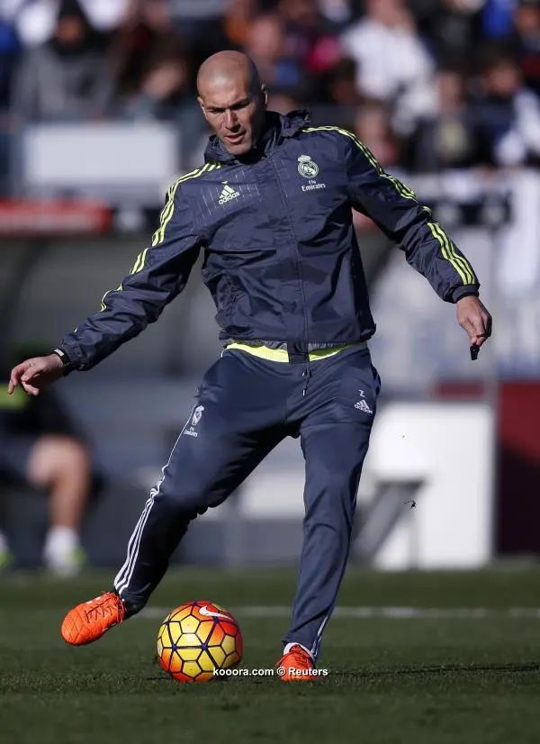 ?i=reuters%2f2016-01-05%2f2016-01-05t110935z_952508594_d1besfkfkxaa_rtrmadp_3_soccer-spain-real-zidane_reuters