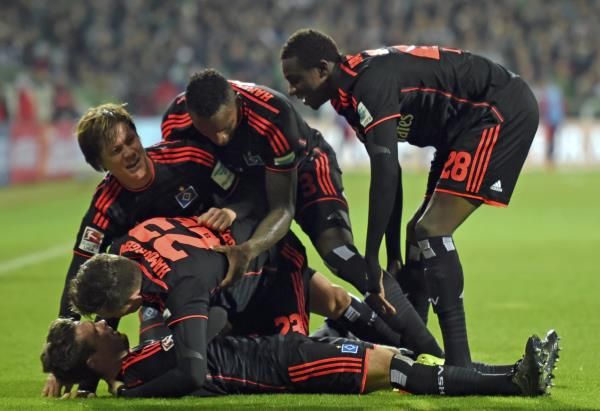 2015-11-28t161533z_1266503349_lr1ebbs195mge_rtrmadp_3_soccer-germany_reuters