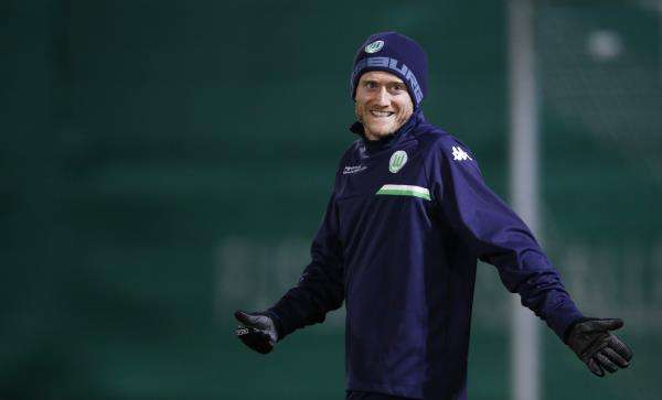 2015-12-07t161915z_92506755_mt1aci14213849_rtrmadp_3_soc_reuters