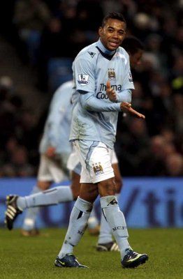 روبينهو لاعب مانشستر ستي