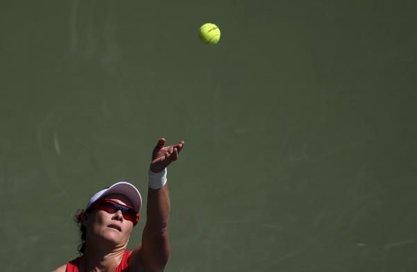 2015-09-22t034635z_1163289065_gf10000215573_rtrmadp_3_tennis-women-tokyo_reuters