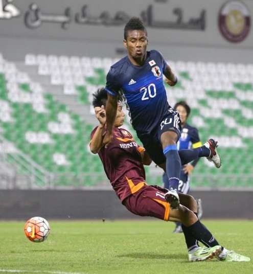 أدو أونايو في لقاء أمس بين اليابان وفيتنام