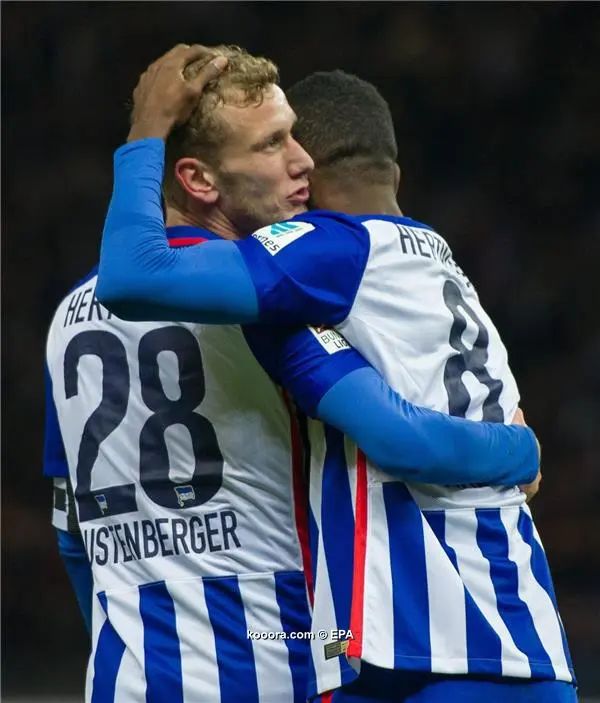 ?i=epa%2fathletics%2f2015-12%2f2015-12-20-05077036_epa