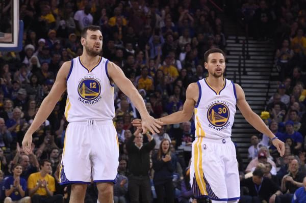 2015-12-24t043744z_803858370_nocid_rtrmadp_3_nba-utah-jazz-at-golden-state-warriors_reuters