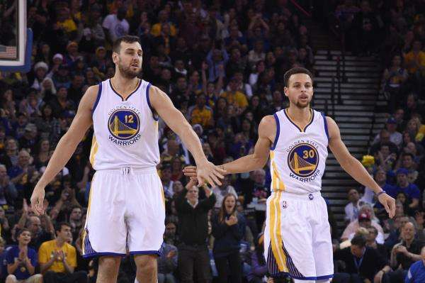 2015-12-24t043744z_803858370_nocid_rtrmadp_3_nba-utah-jazz-at-golden-state-warriors_reuters