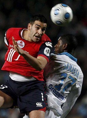 لاعب نادي ليل عادل رامي