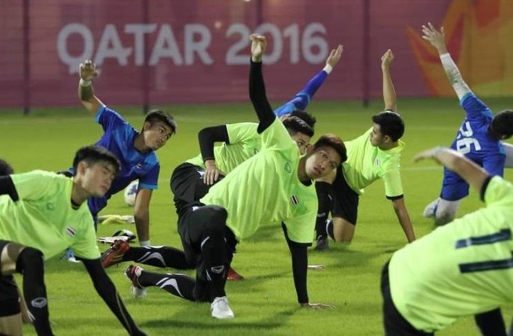 تدريبات منتخب تايلاند الأولمبي في العاصمة القطرية الدوحة