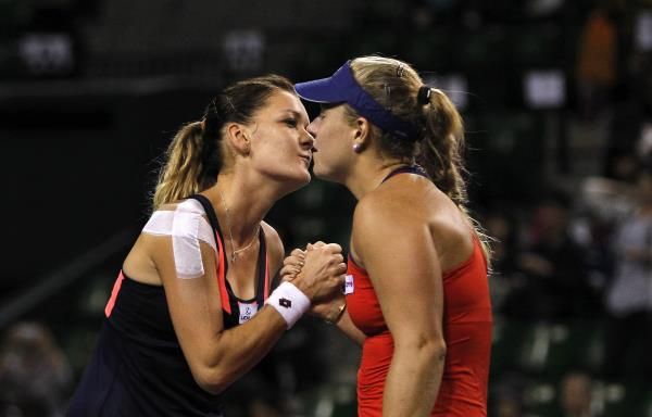 2013-09-26t130202z_1659674392_gm1e99q1ma301_rtrmadp_3_tennis-women-tokyo_reuters