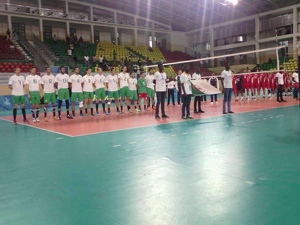 منتخب تونس و منتخب الجزائر قبل انطلاق المواجهة بينهما في برازافيل  