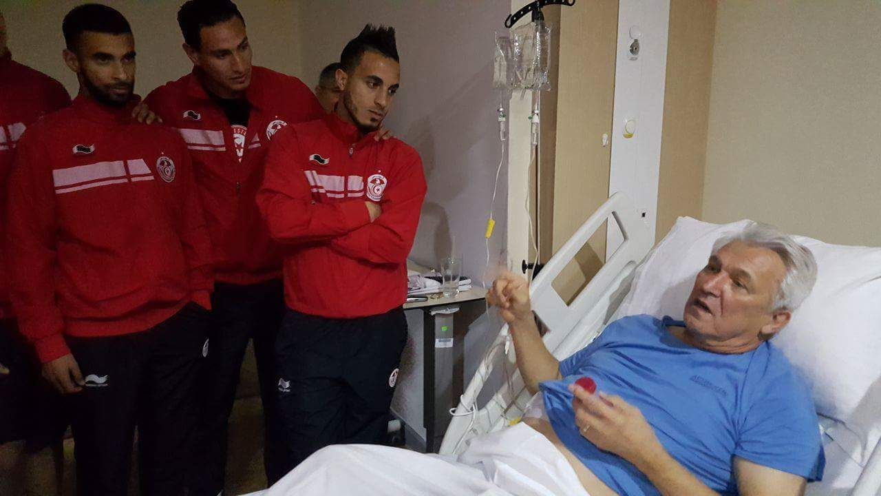 من زيارة نسور قرطاج للمدرب هنري كاسبارجاك في المصحة