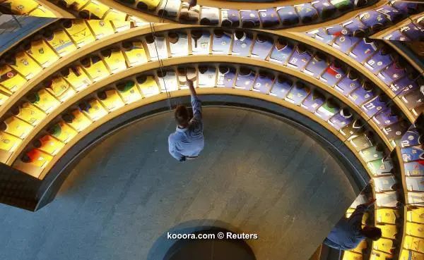 ?i=reuters%2f2016-01-12%2f2016-01-12t124217z_1155001099_lr2ec1c0za66g_rtrmadp_3_soccer-fifa_reuters