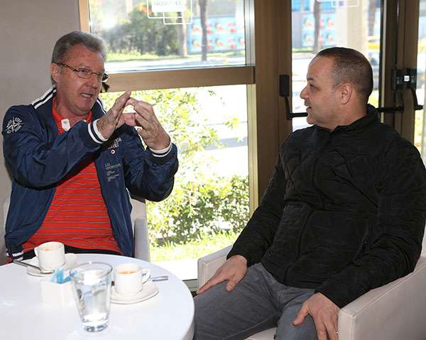  رؤوف بوزيان صحبة رود كرول