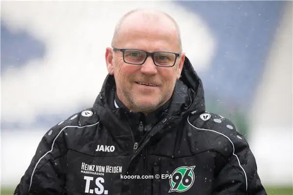 ?i=epa%2fsoccer%2f2016-01%2f2016-01-04%2f2016-01-04-05087505_epa