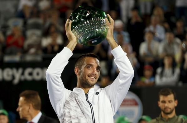 2016-01-16t114926z_1546500189_gf20000096781_rtrmadp_3_tennis-sydney_reuters