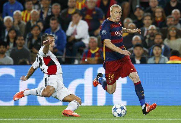 2015-09-29t190840z_315689632_lr1eb9t1h66zl_rtrmadp_3_soccer-champions-bar-lev_reuters