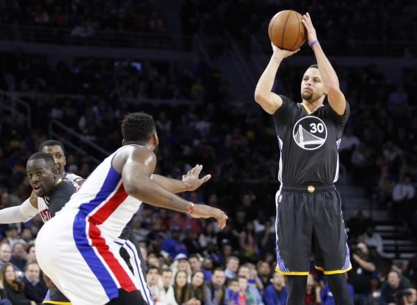 2016-01-17t035704z_1940143947_nocid_rtrmadp_3_nba-golden-state-warriors-at-detroit-pistons_reuters