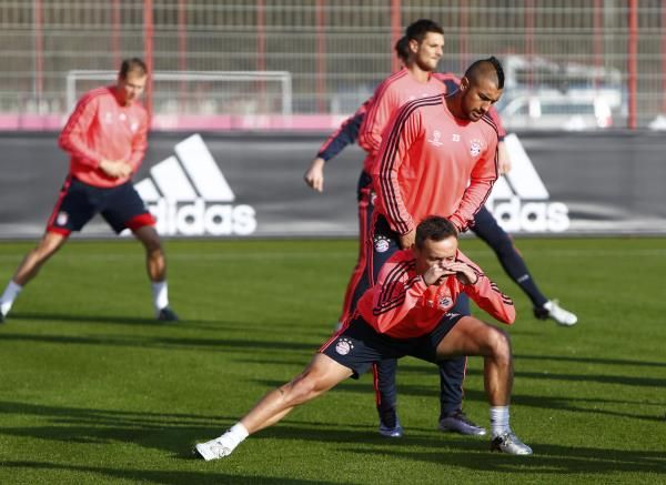 2015-12-08t113733z_1683577369_lr1ebc80wabpu_rtrmadp_3_soccer-champions_reuters