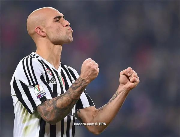 ?i=epa%2fsoccer%2f2015-12%2f2015-12-16%2f2015-12-16-05071661_epa