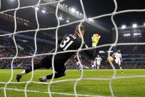 2016-01-16t182447z_95970287_mt1aci14249109_rtrmadp_3_soccer-england-avl-lei_reuters