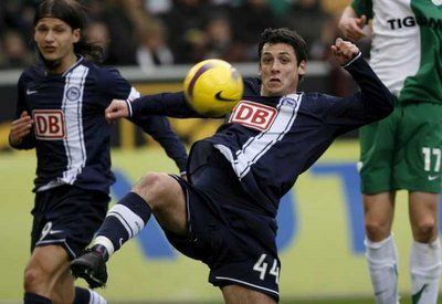  ماركو بانتليتش ومواطنه الصربي جويكو كاكار 